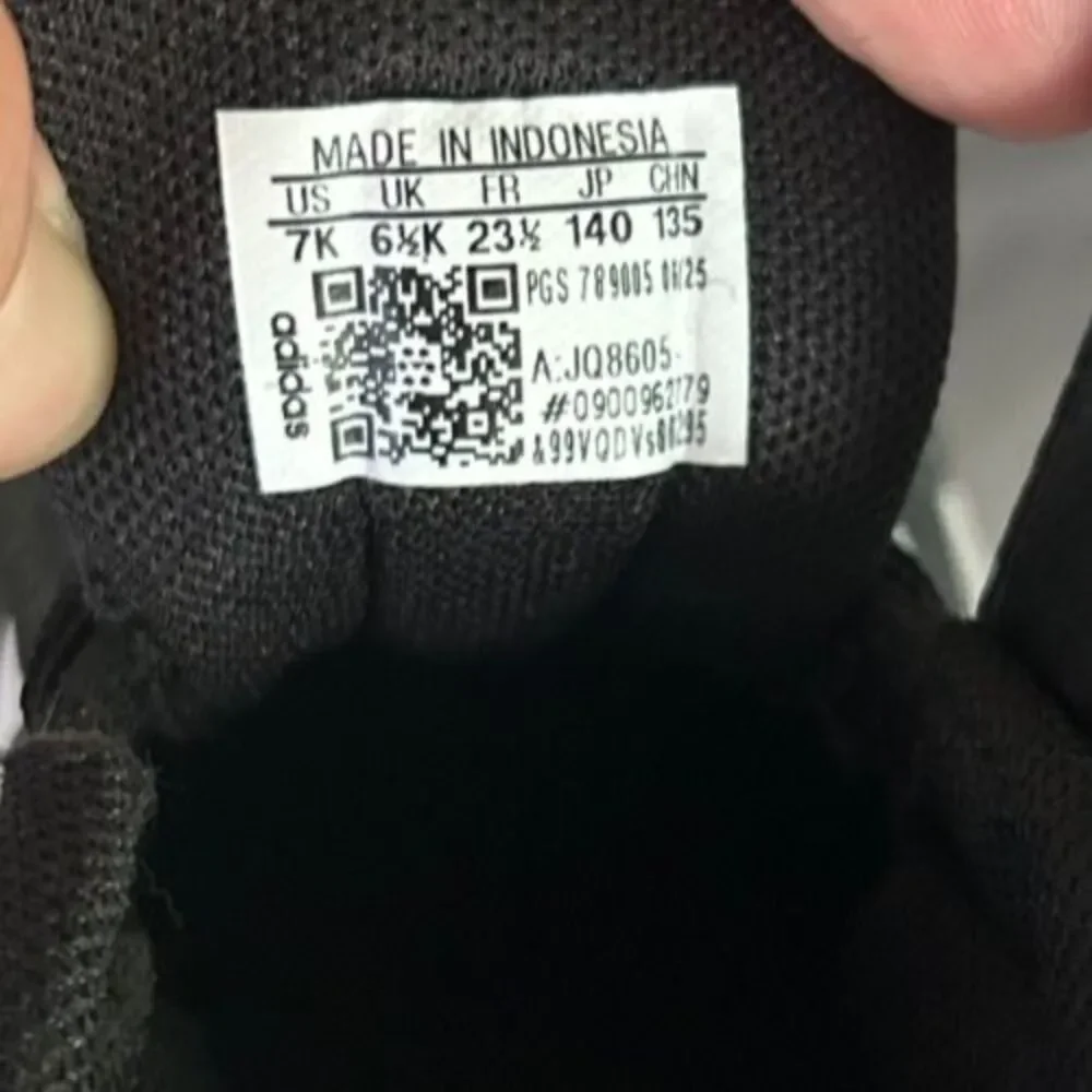 adidas kids nwt
